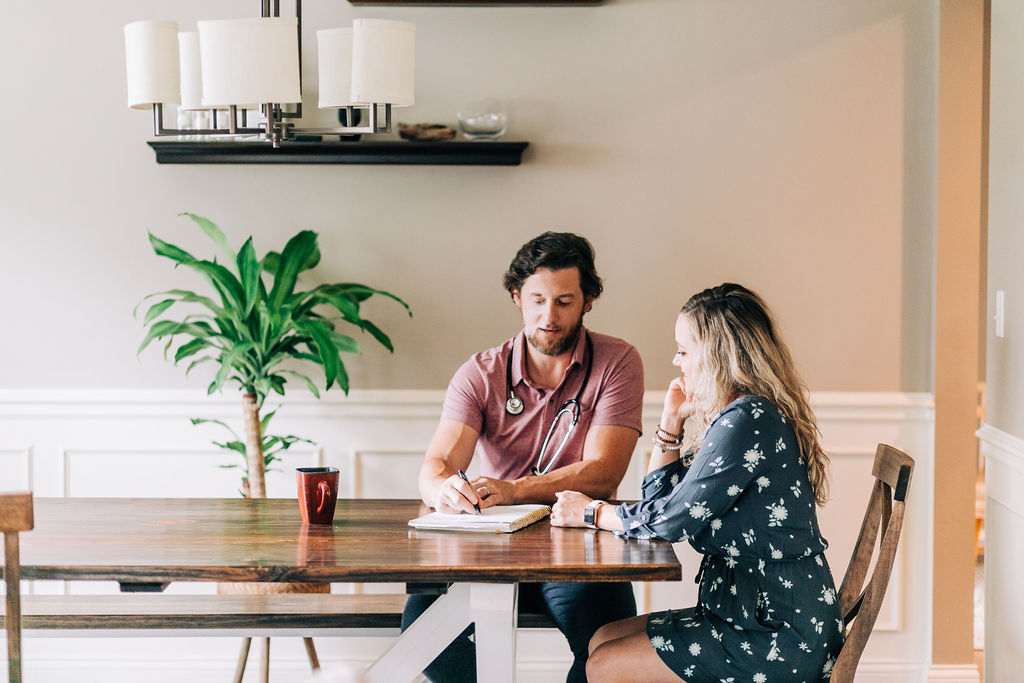 Caregivers-working-at-table